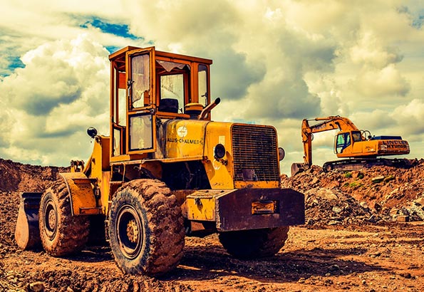 如何正确选择适合的挖掘机与推土机